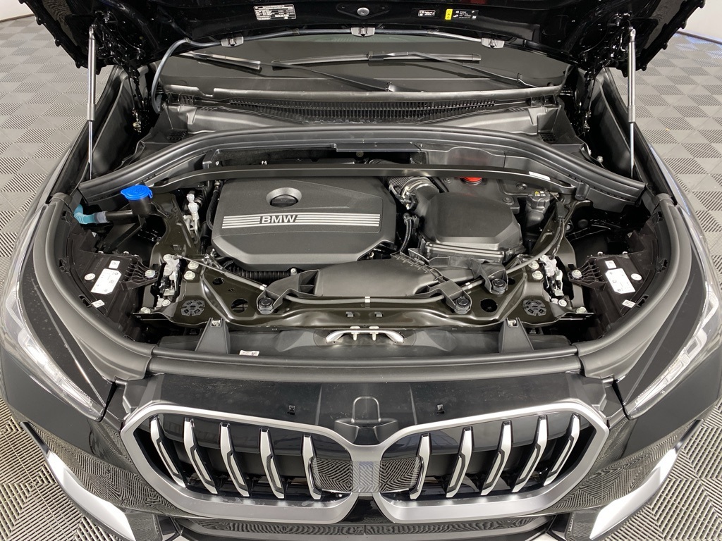 2025 Bmw X1 XDrive28i photo 2