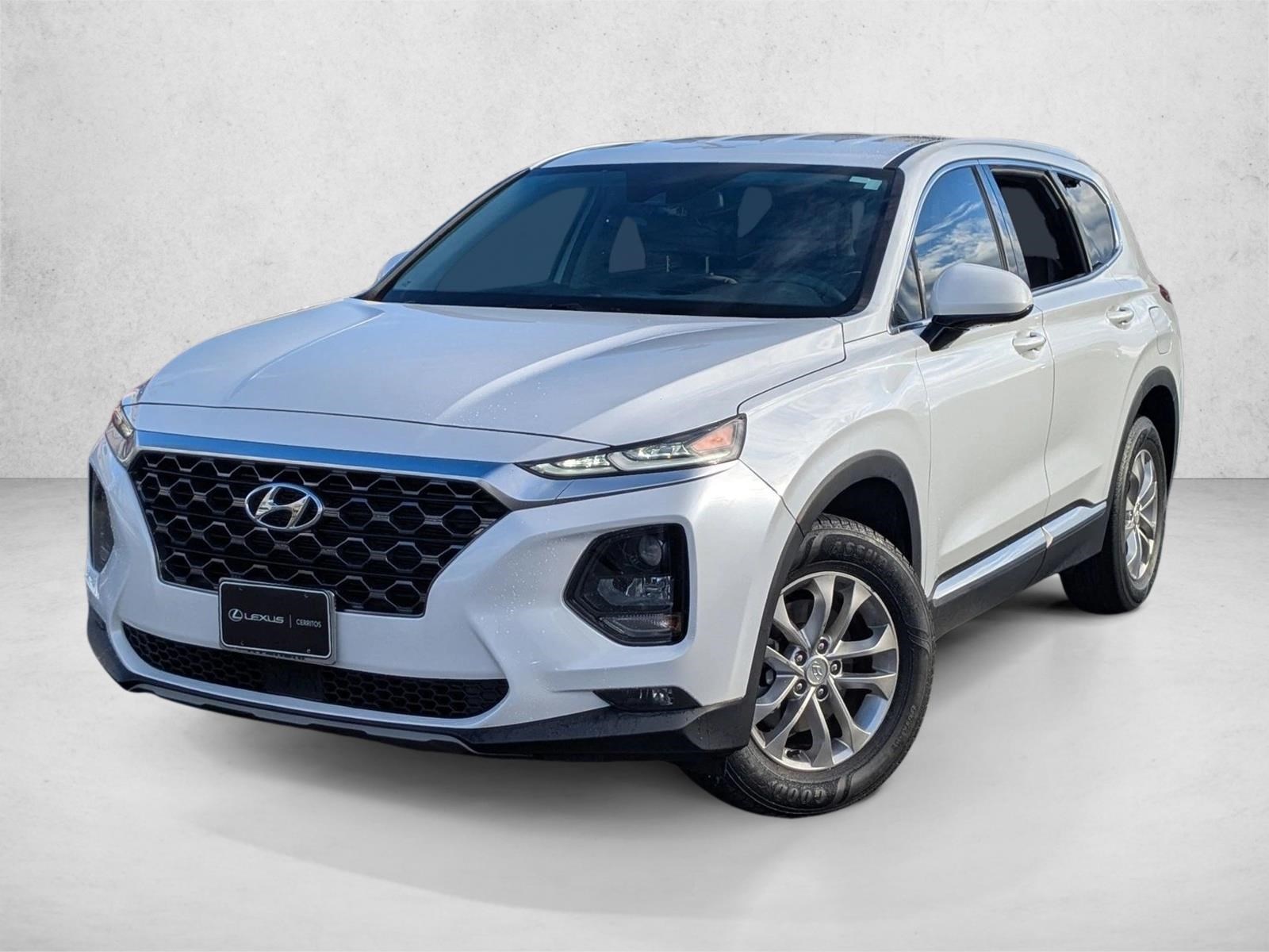 2019 Hyundai Santa Fe SEL's photo