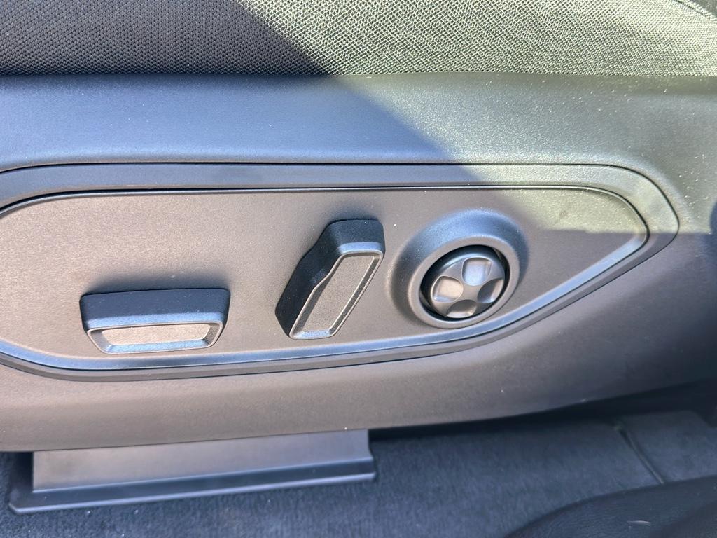 2025 Jeep Grand Cherokee Laredo photo 19