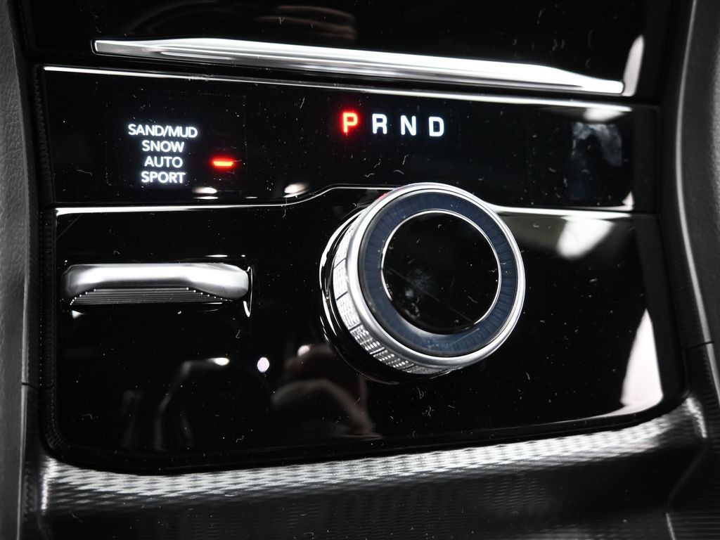 2025 Jeep Grand Cherokee Limited photo 17