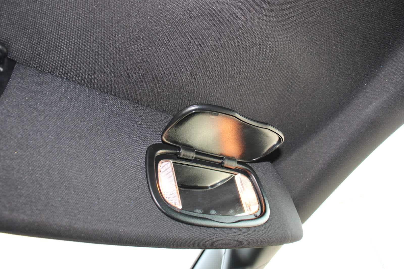 2025 Chrysler Voyager LX photo 32