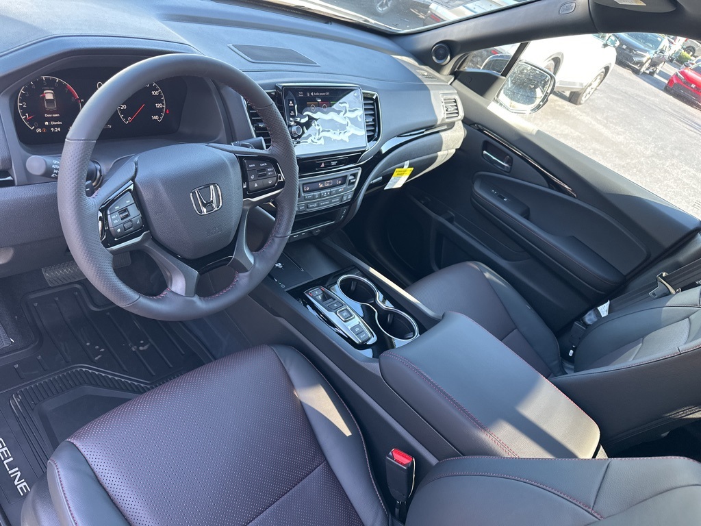 2025 Honda Ridgeline Black Edition photo 21
