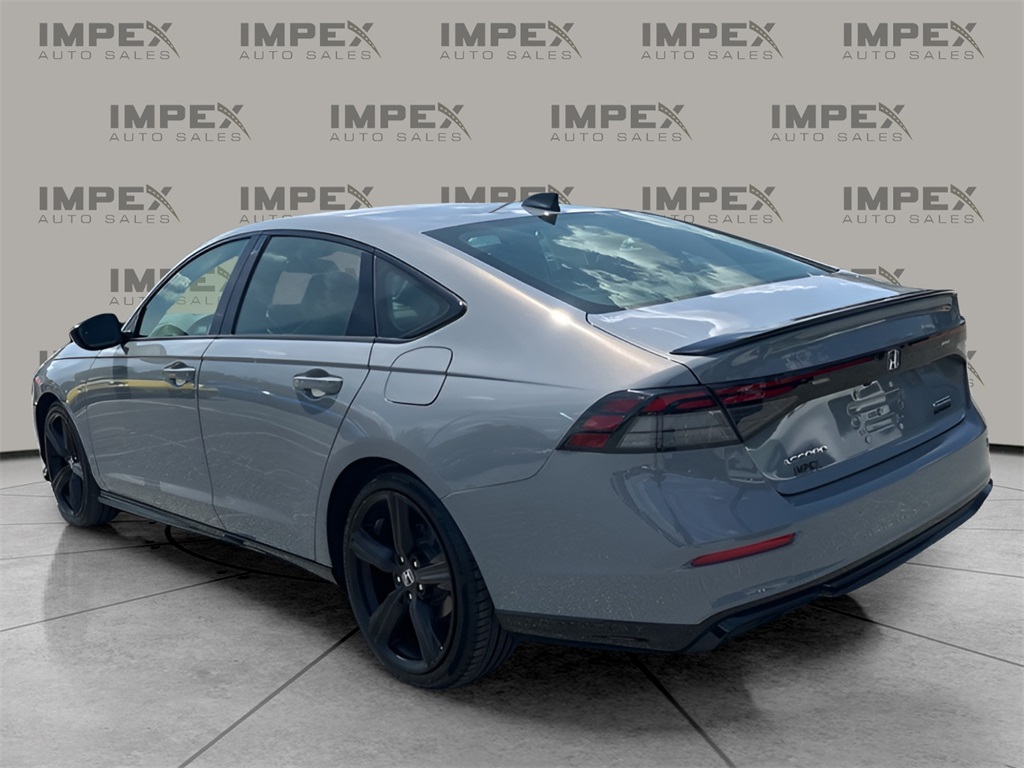 2024 Honda Accord Hybrid Sport-L photo 3