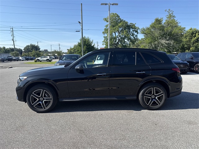 2025 Mercedes Benz GLC 350e 4MATIC photo 4