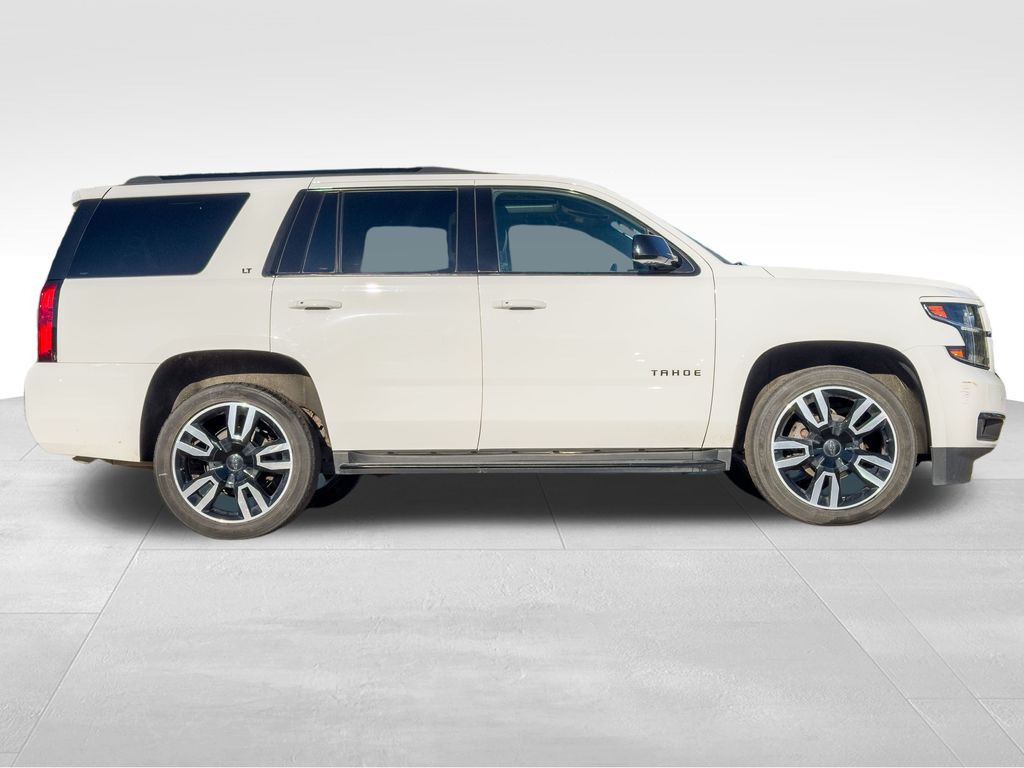 Used 2018 Chevrolet Tahoe LT with VIN 1GNSKBKC3JR389145 for sale in Coon Rapids, Minnesota