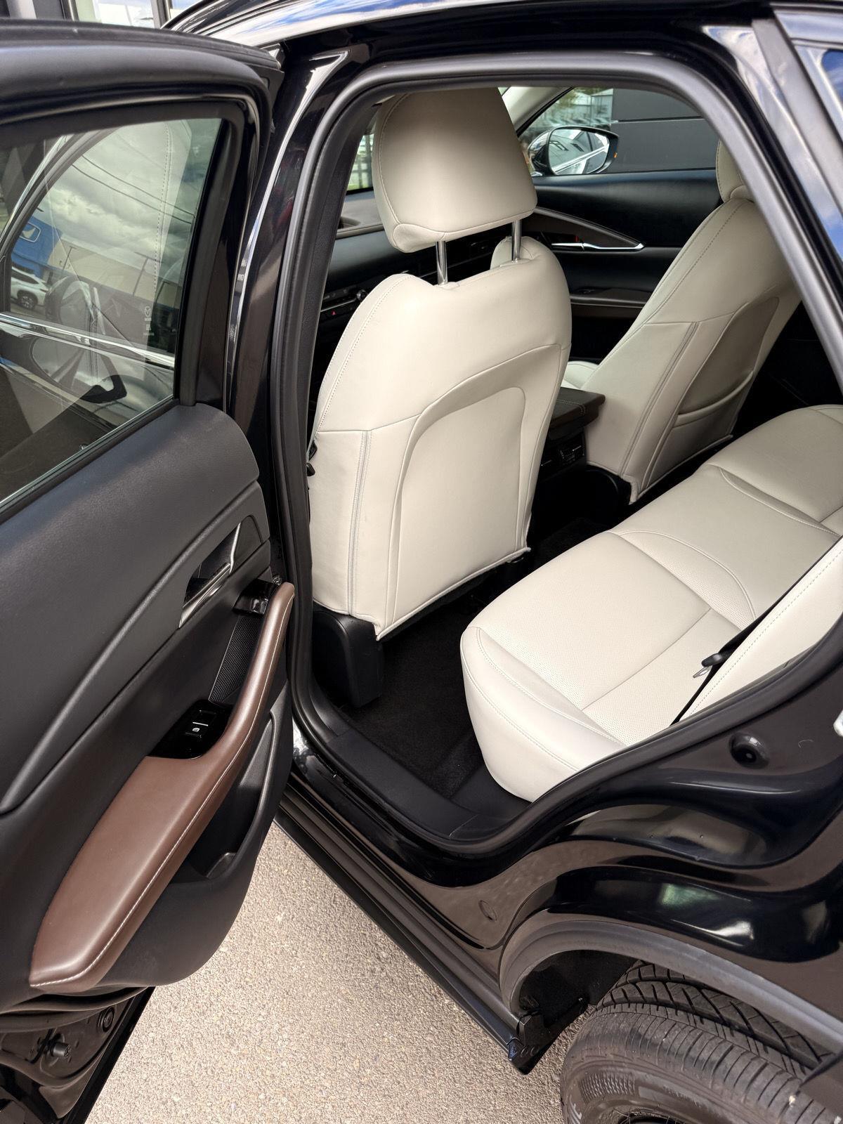 2025 Mazda CX-30 2.5 Turbo Premium photo 11