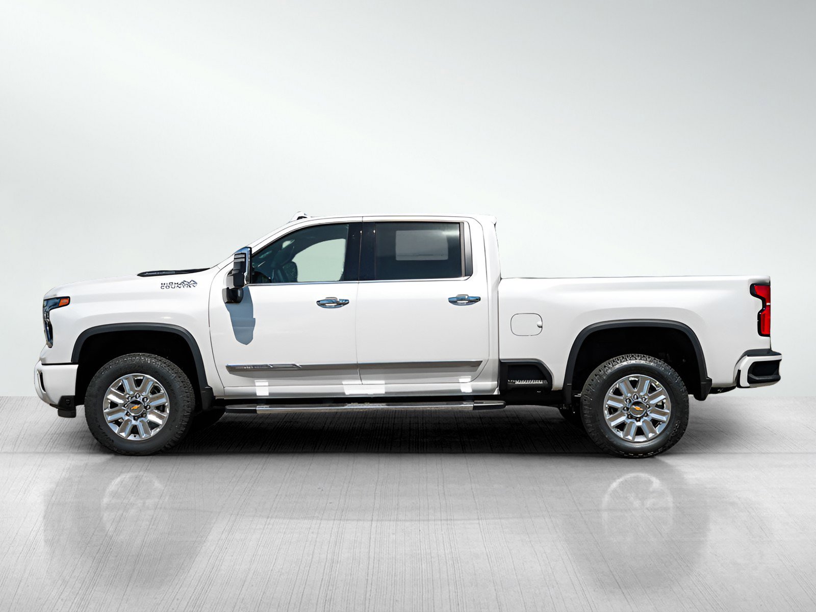2025 Chevrolet Silverado 3500HD High Country photo 3