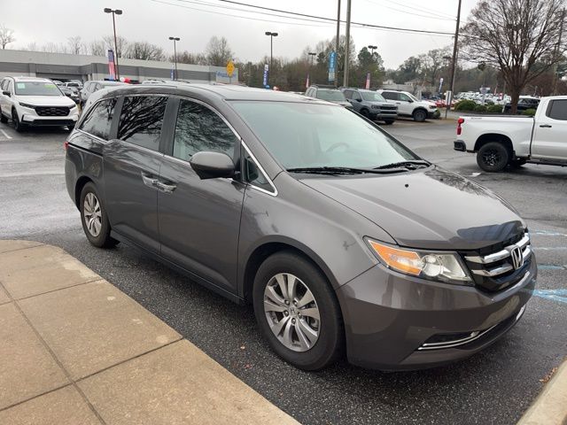 2016 Honda Odyssey EX-L photo 3