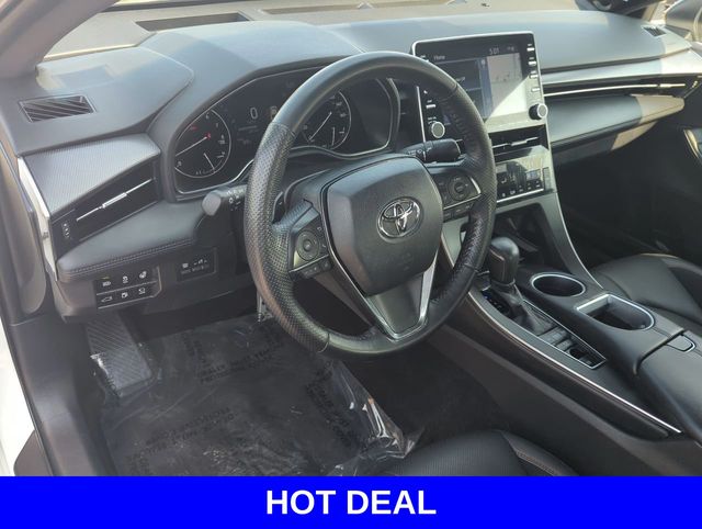 2022 Toyota Avalon Touring photo 2