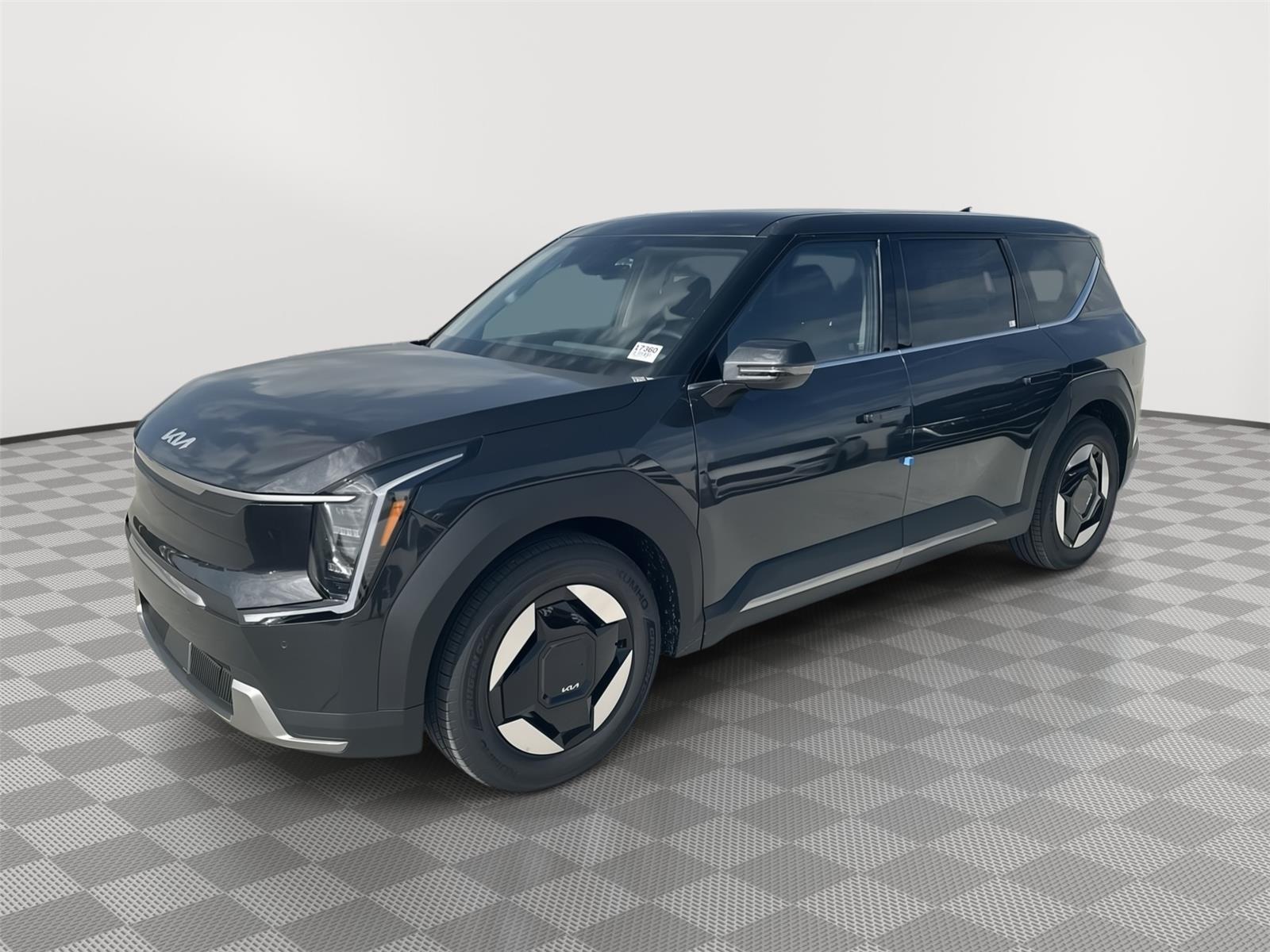 2026 Kia EV9 Light's photo