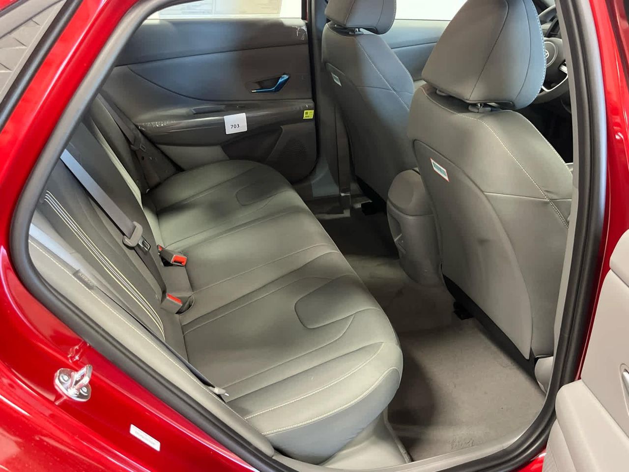 2025 Hyundai Elantra Hybrid Blue photo 24