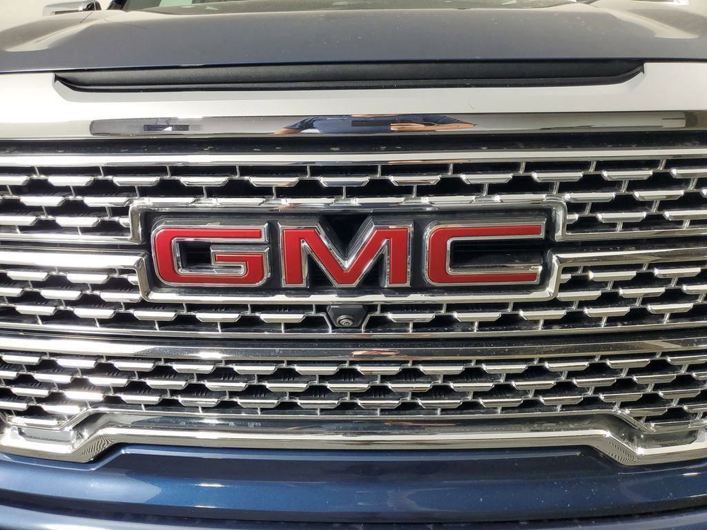 Used 2019 Blue GMC Denali image 10