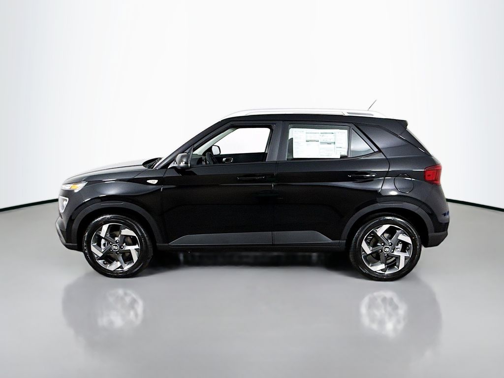 2026 Hyundai Venue SEL photo 2