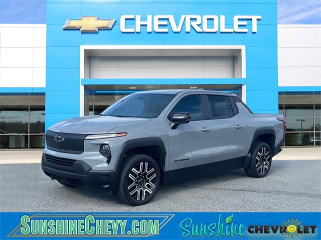 2026 Chevrolet Silverado EV Work Truck's photo