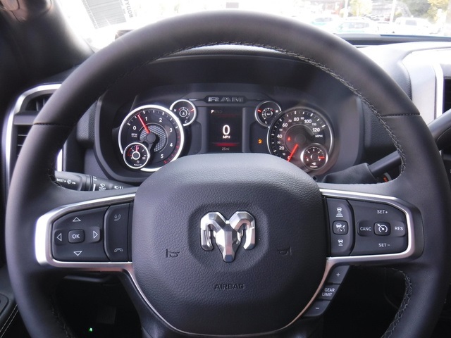 2025 Ram 2500 Big Horn photo 38
