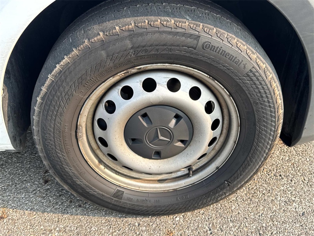 2021 Mercedes Benz Metris Cargo photo 12