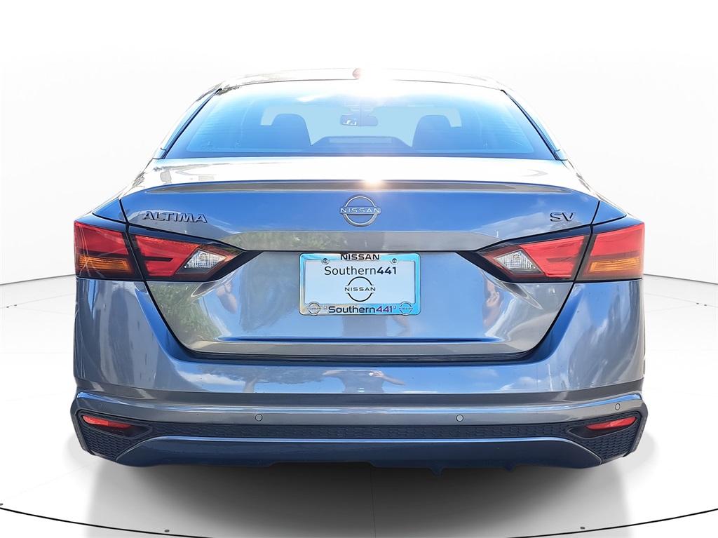 2023 Nissan Altima 2.5 SV photo 5