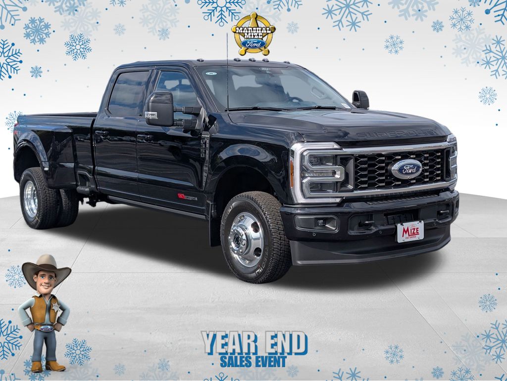 2026 Ford F-350 Super Duty Platinum's photo