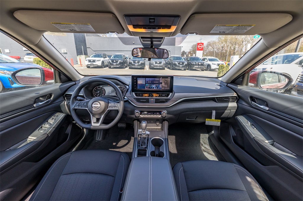 2025 Nissan Altima SV Special Edition photo 15