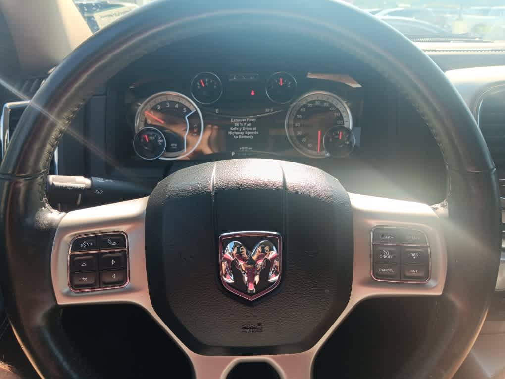 2018 Ram 1500 Laramie photo 12