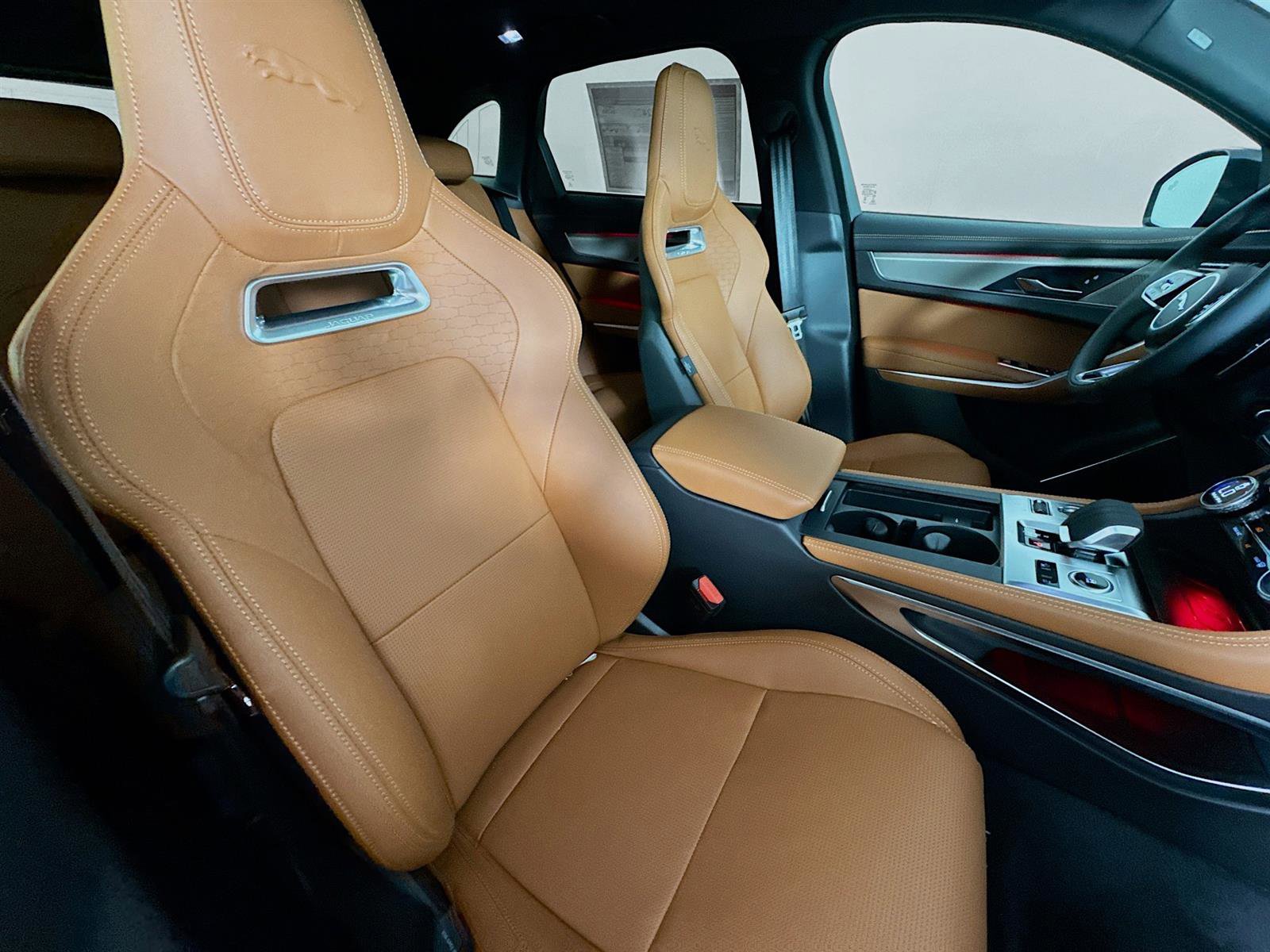 2026 Jaguar F-PACE P250 R-Dynamic S photo 25