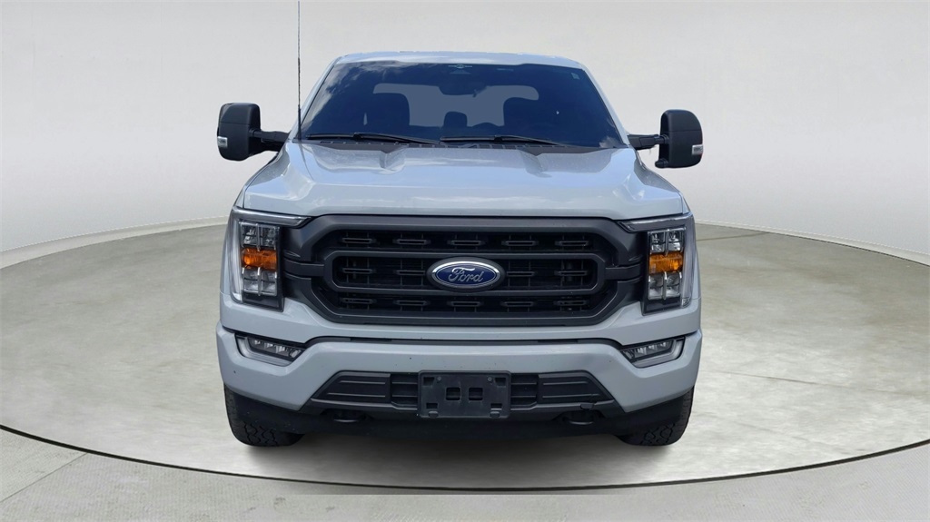 2023 Ford F-150 XLT photo 2