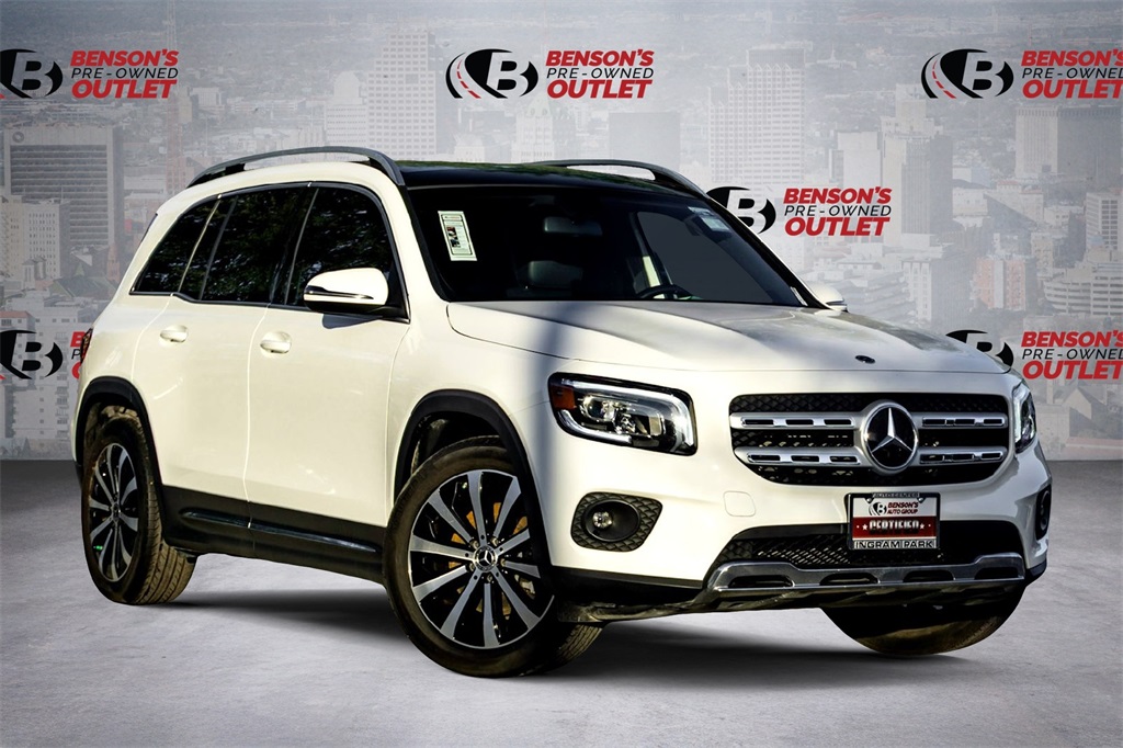 2023 Mercedes-Benz GLB Base's photo