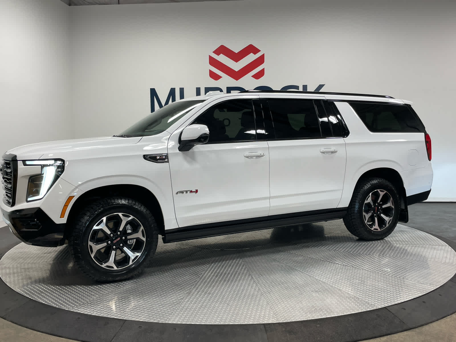 2025 Gmc Yukon XL AT4 photo 2