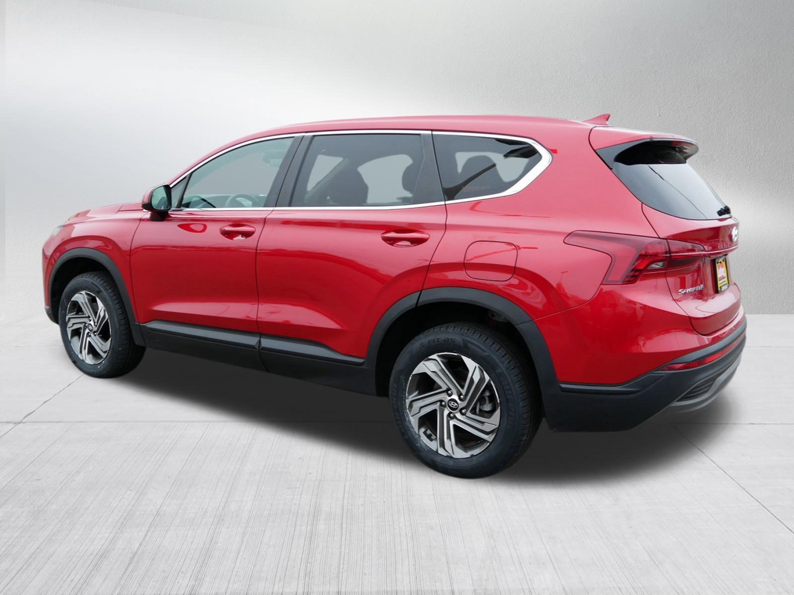 2022 Hyundai Santa Fe SE photo 4