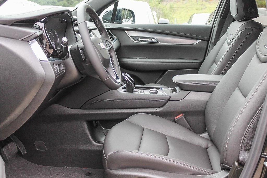 2025 Cadillac XT6 Luxury photo 16