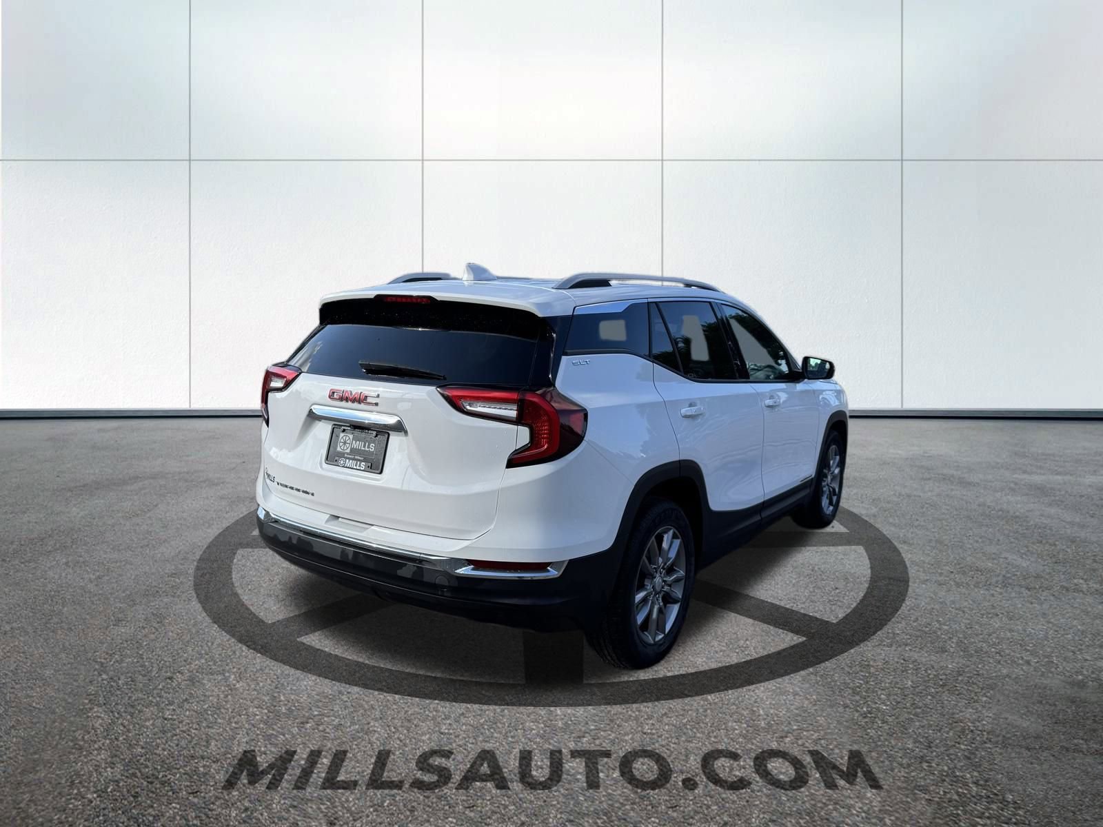2024 Gmc Terrain SLT photo 5
