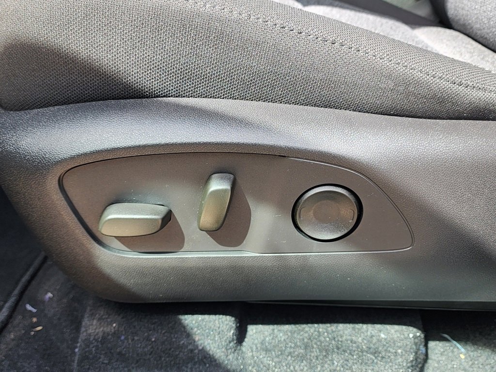 2025 Gmc Acadia Elevation photo 17