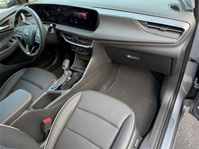 2026 Buick Encore GX Avenir photo 16
