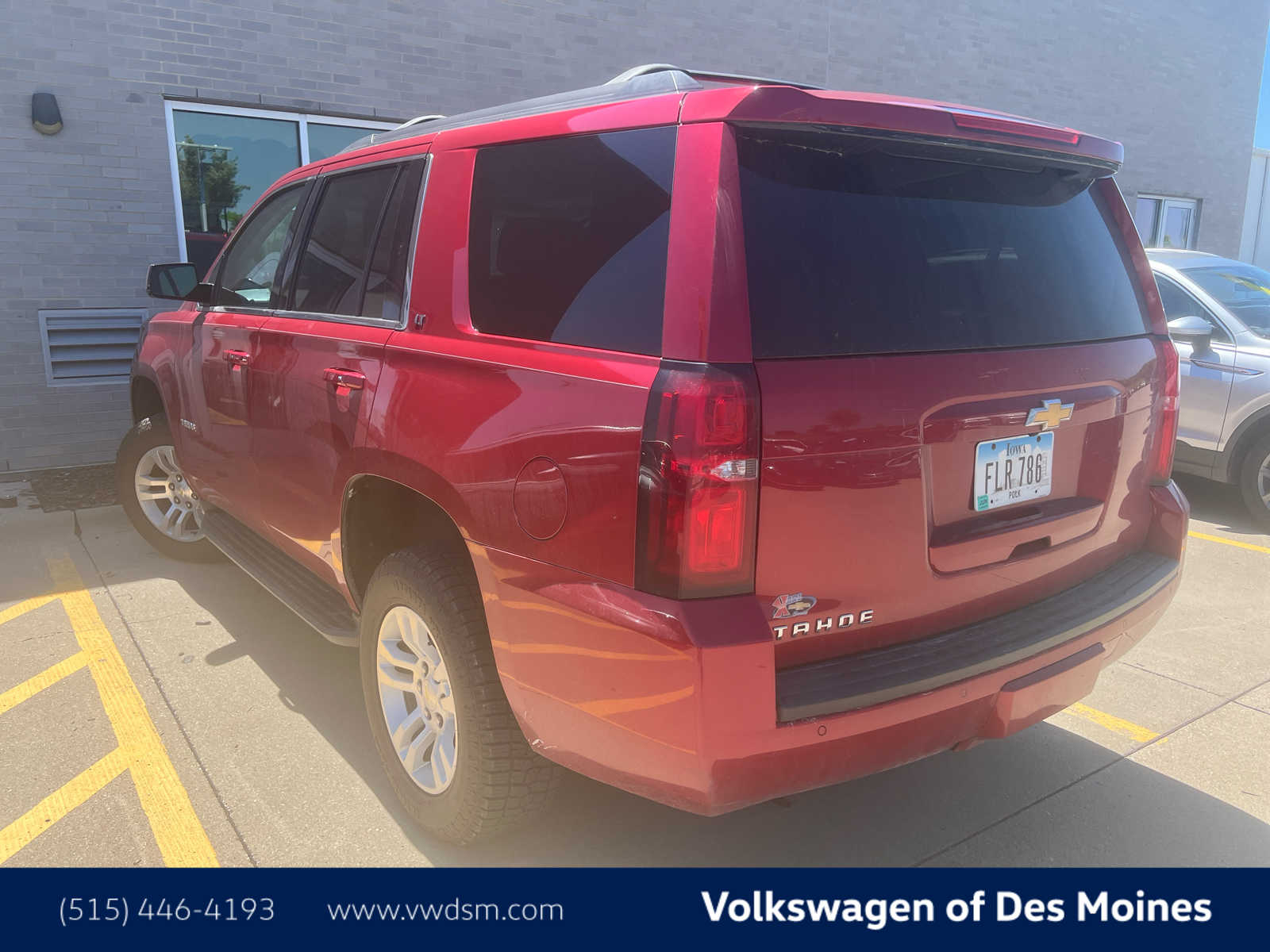 Used 2015 Chevrolet Tahoe LT with VIN 1GNSKBKC0FR674151 for sale in Johnston, IA