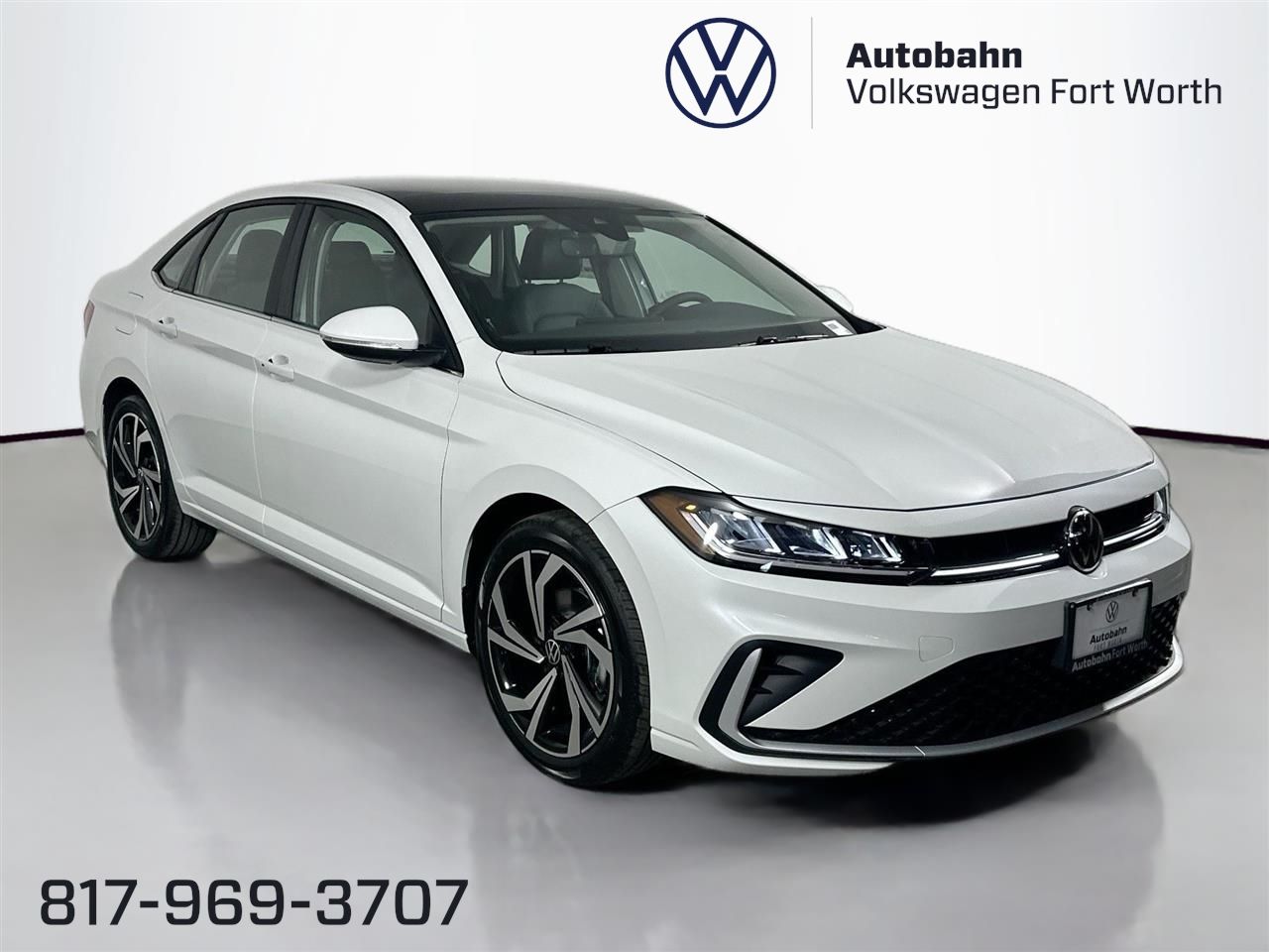 2025 Volkswagen Jetta SEL's photo