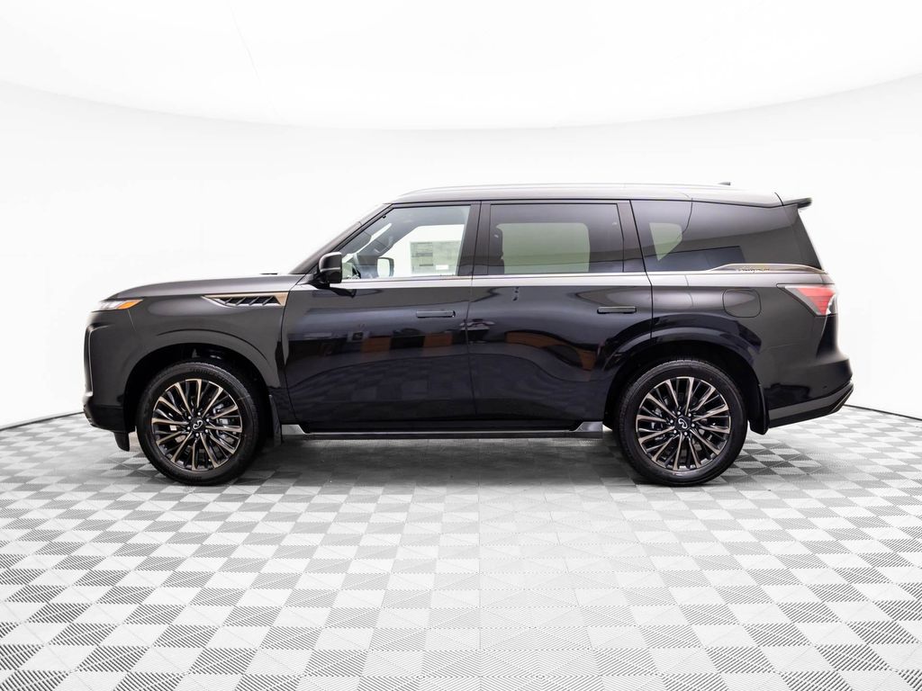 2026 Infiniti QX80 photo 2