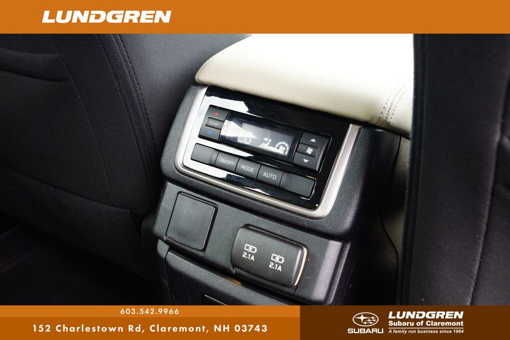 2022 Subaru Ascent Premium photo 19