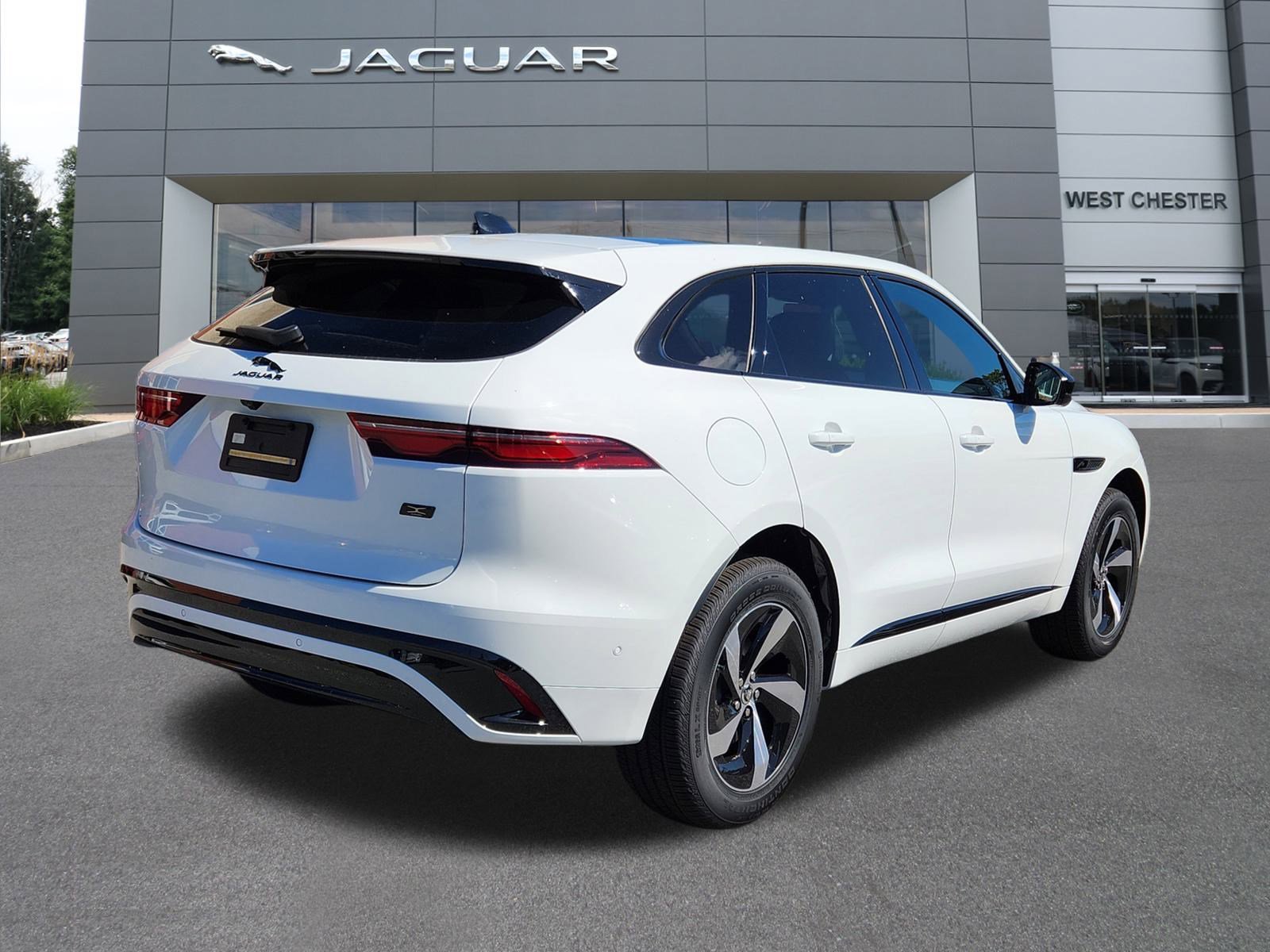 2026 Jaguar F-PACE P250 R-Dynamic S photo 4