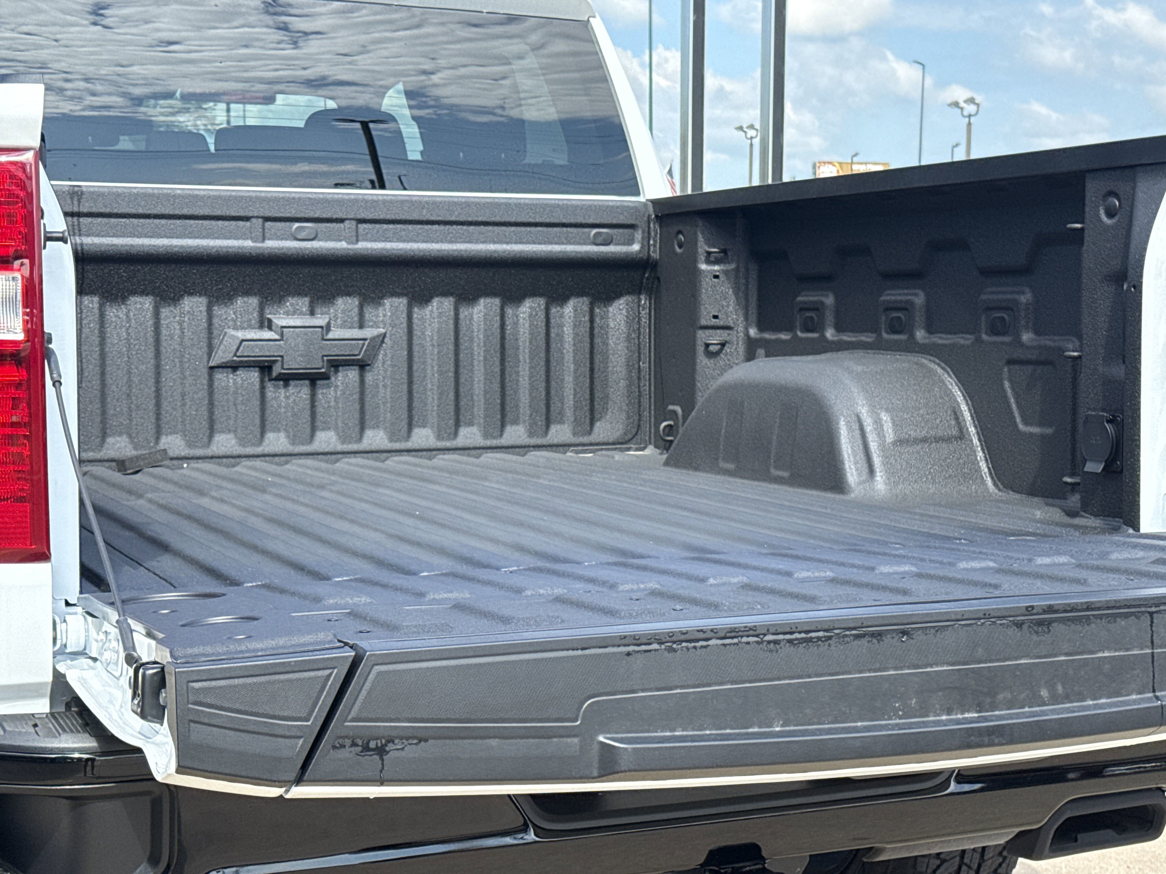 2025 Chevrolet Silverado 1500 Custom Trail Boss photo 7