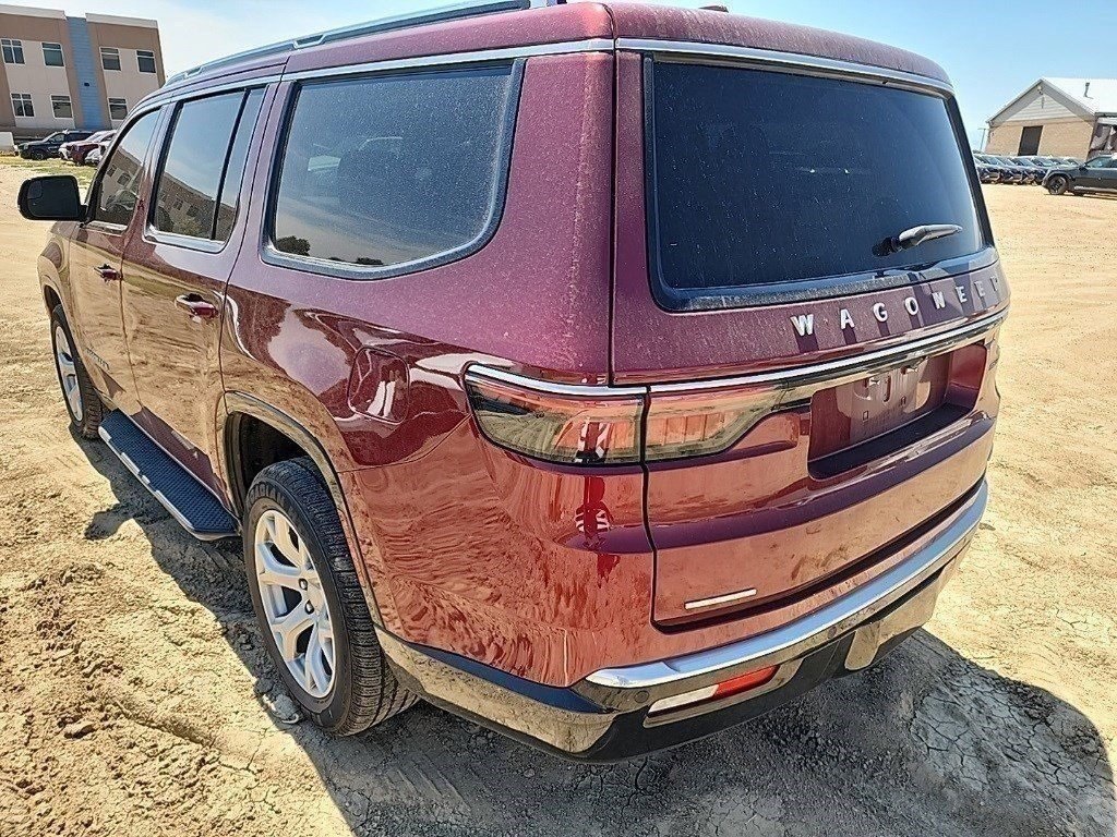 2022 Jeep Wagoneer Series II photo 2