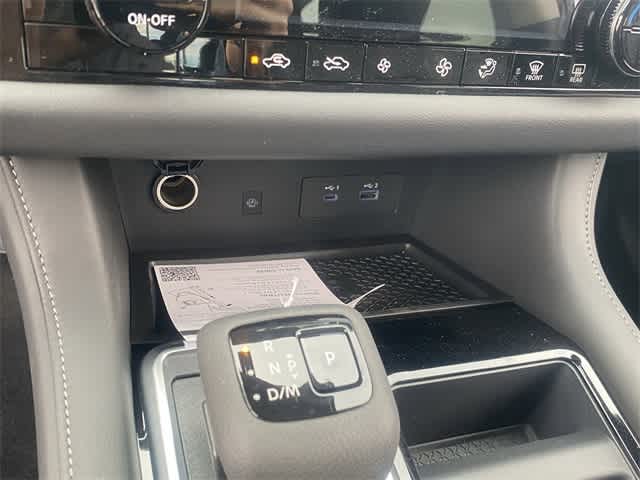 2025 Nissan Pathfinder SL photo 21