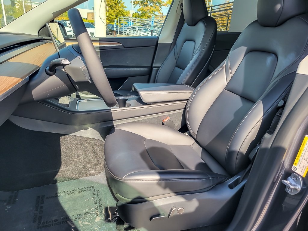 2023 Tesla Model Y Performance photo 8