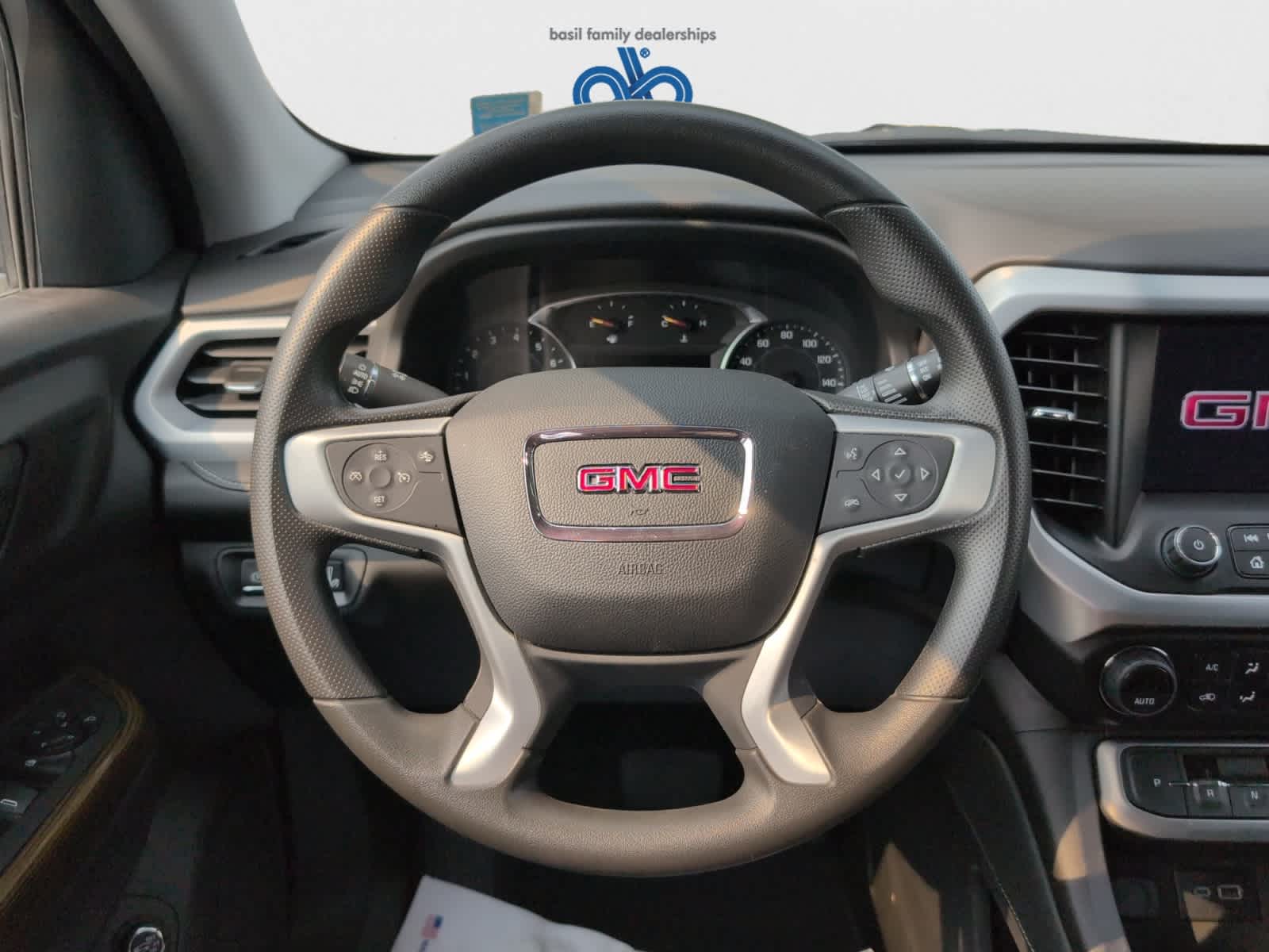 2023 Gmc Acadia SLE photo 13