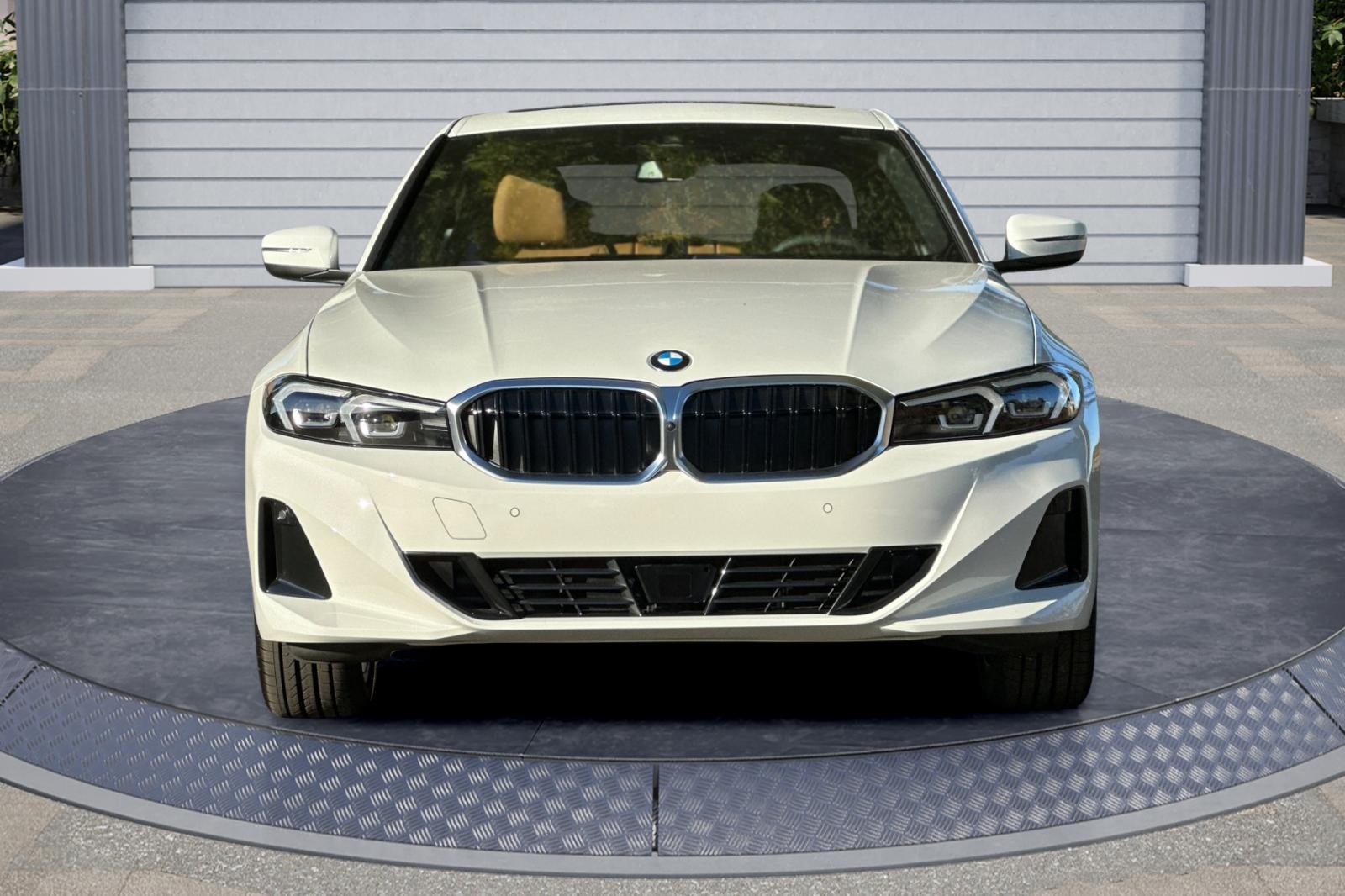 2026 Bmw 330i 3-Series photo 2