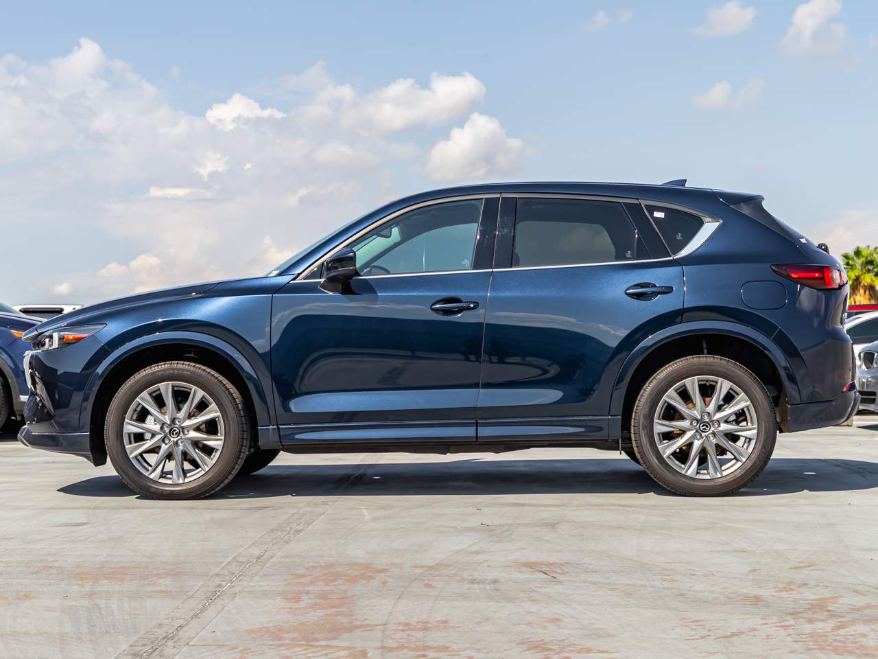2025 Mazda CX-5 2.5 Premium Plus photo 4