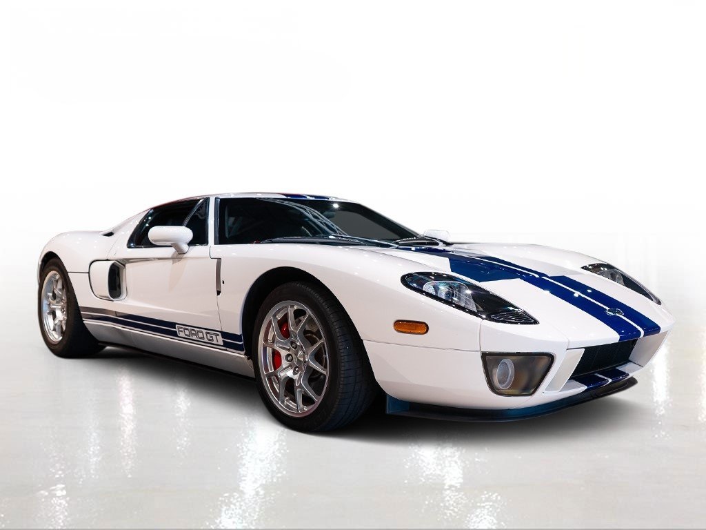 2005 Ford GT Base photo 6