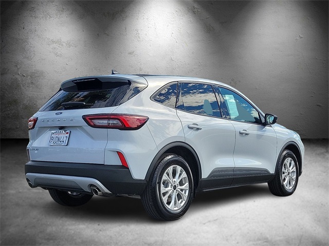 2025 Ford Escape Active photo 4