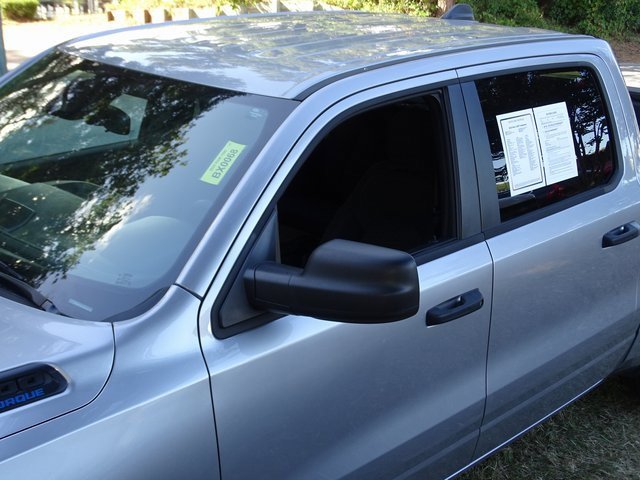 2025 Ram 1500 Tradesman photo 26