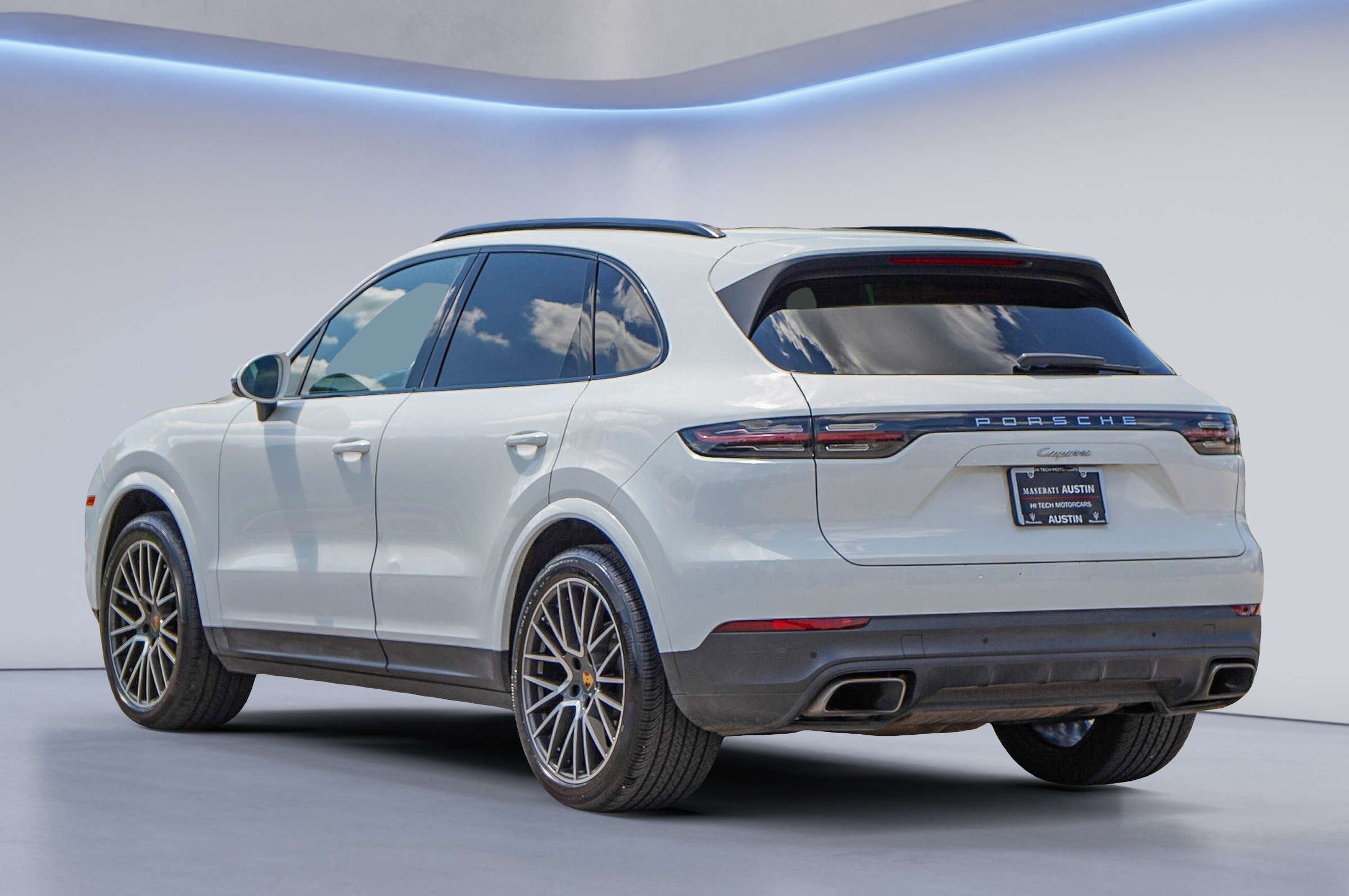 2021 Porsche Cayenne Base photo 6