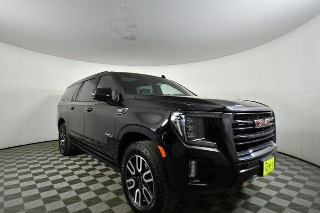 2024 Gmc Yukon XL AT4 photo 3